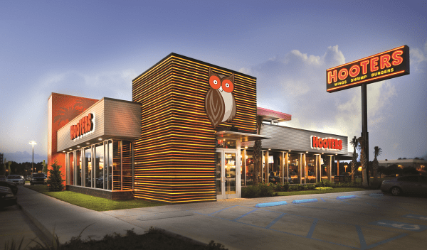 Hooters Unveils Contemporary New Location in South Gate, California