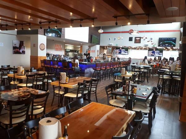 Hooters Expands with Additional Location in Mexico City
