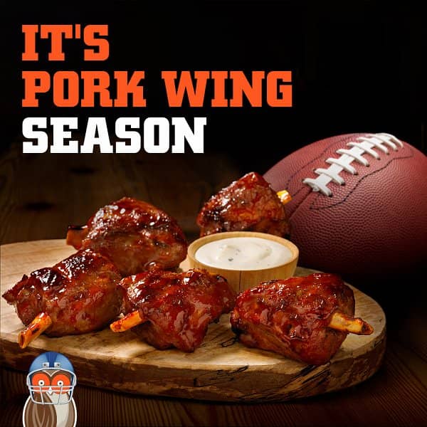 Pork Wings Take Flight on Hooters Fall Game Day Menu