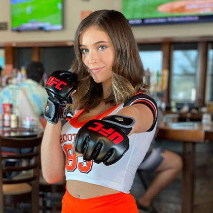 Hooters Girls UFC